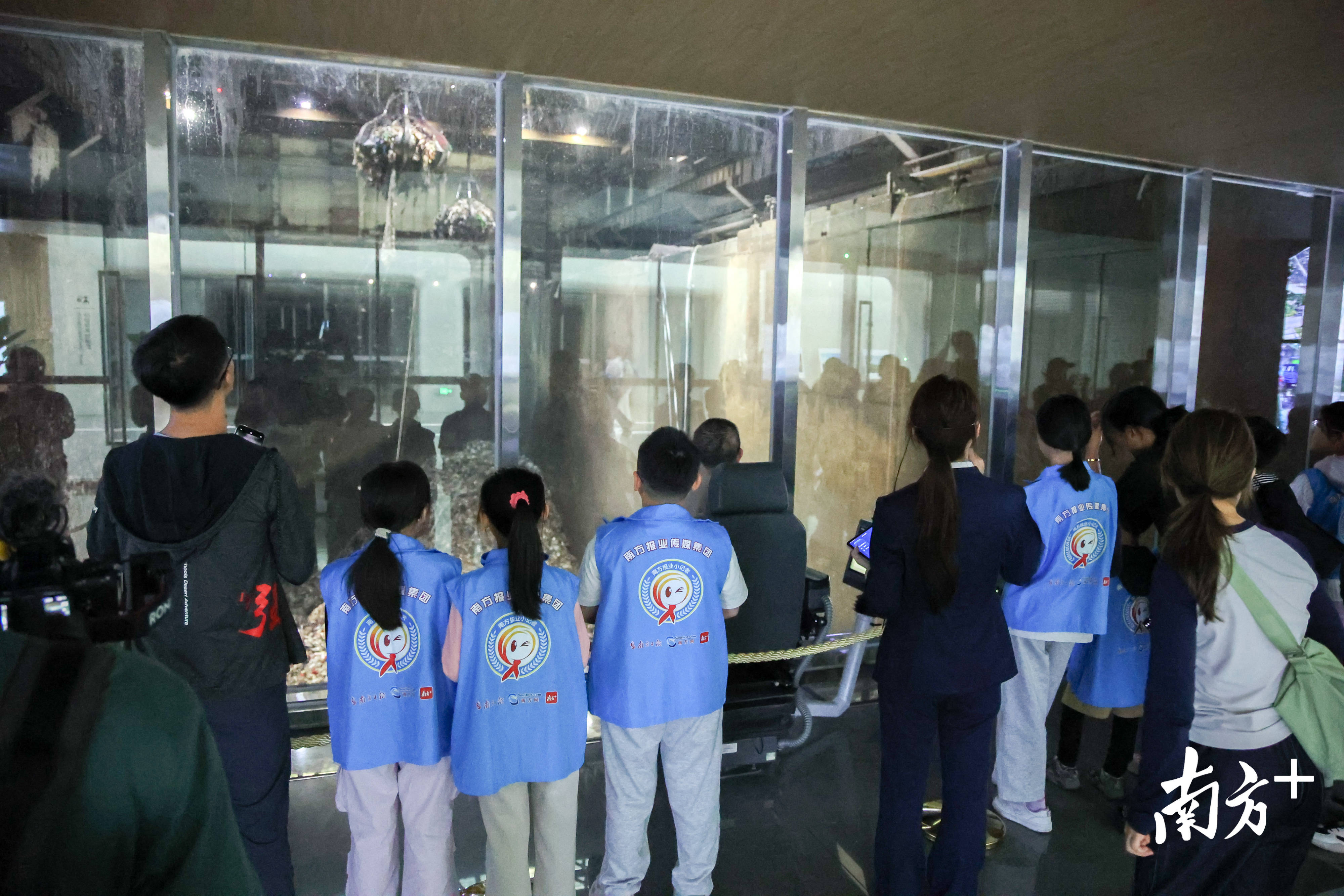 探秘“无废城市”建设，南方报业小记者解锁生态宝安新场景