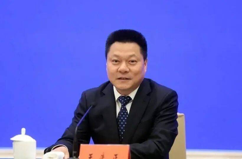 徐州市常务副市长王先正，拟任企业正职