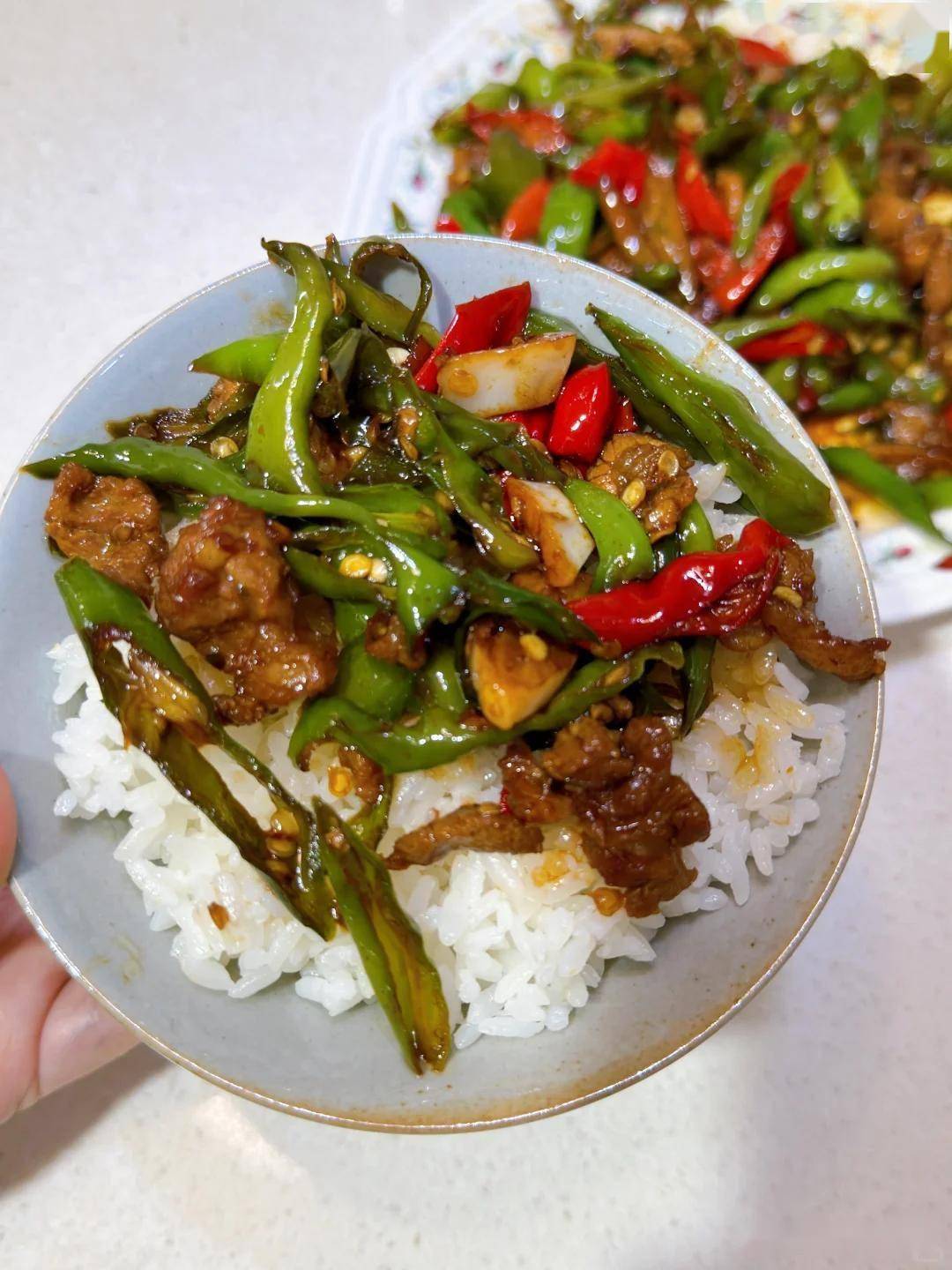 难怪湘菜馆的小炒肉香大厨教你一招香辣够味超开胃