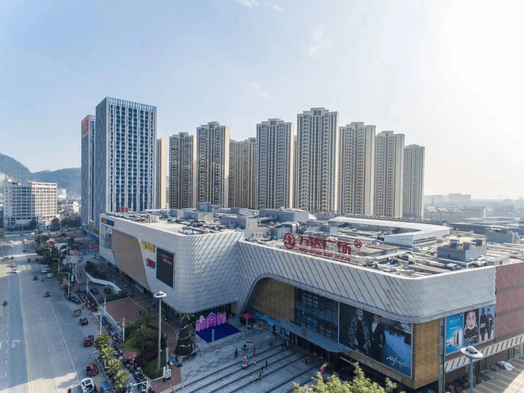 柳州柳南万达广场:汇集各类餐饮品牌,满足全家出行,朋友小聚的多元