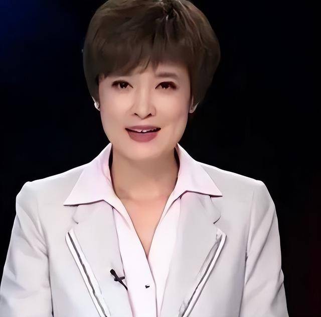 央视著名主持人桑晨，原来是这位大明星的后代，难怪长得这么好看