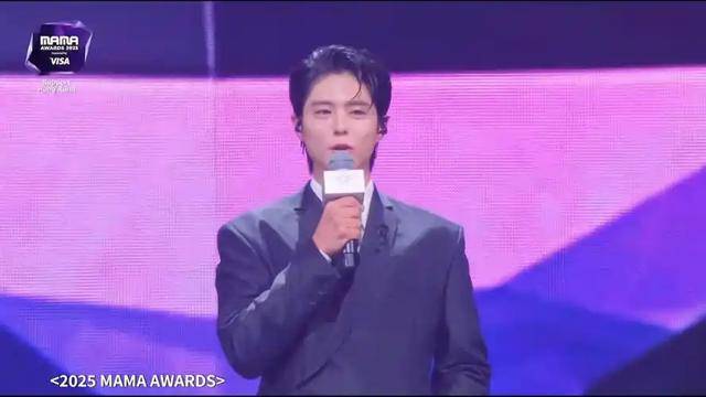 周润发没想到，叶倩文香港火灾后的一个举动，将他最后的体面撕碎