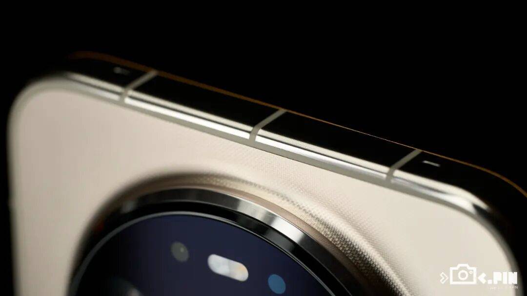 用了几天华为Mate80 Pro Max，我感觉它堆料有点过猛了。。。