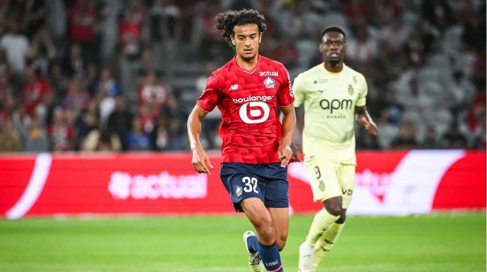 转会动态即时滚动:阿森纳锁定法甲新星,切尔西就迪萨西离队展开谈判