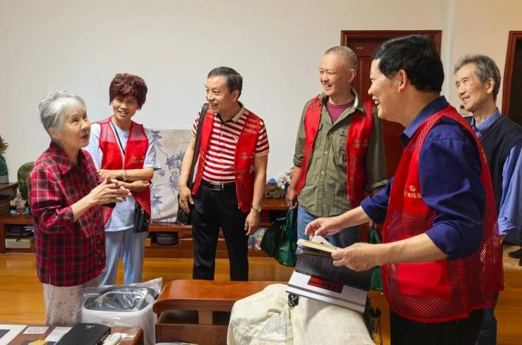 合肥绿城玫瑰园：一个基层小区的三年“治”变