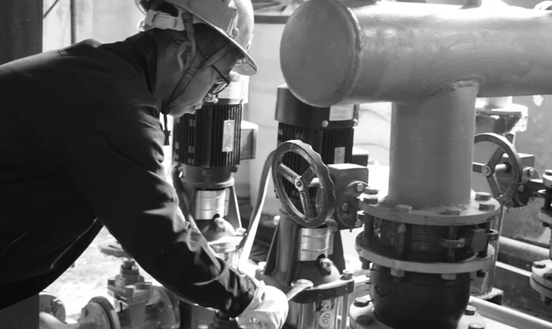 织密冬季安全防护网