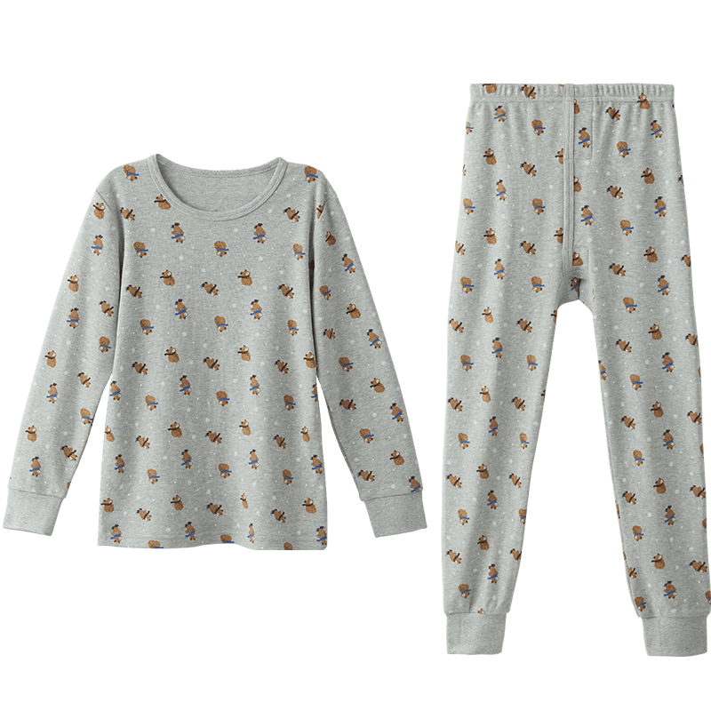 红豆儿童内衣套装采用100%天然棉质材料,确保了每一寸布料都对孩子的