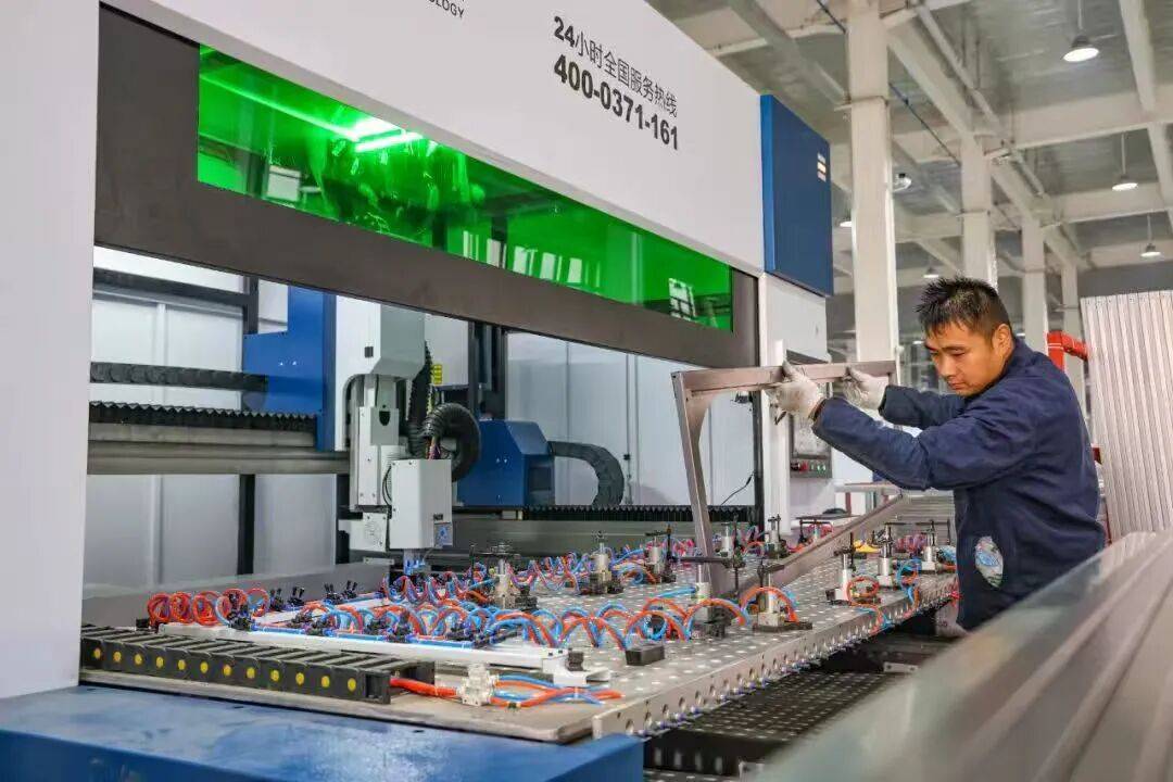 zoty中欧从驼铃古道到数字通途！洛阳跨境电商在共建“一带一路”中显身手