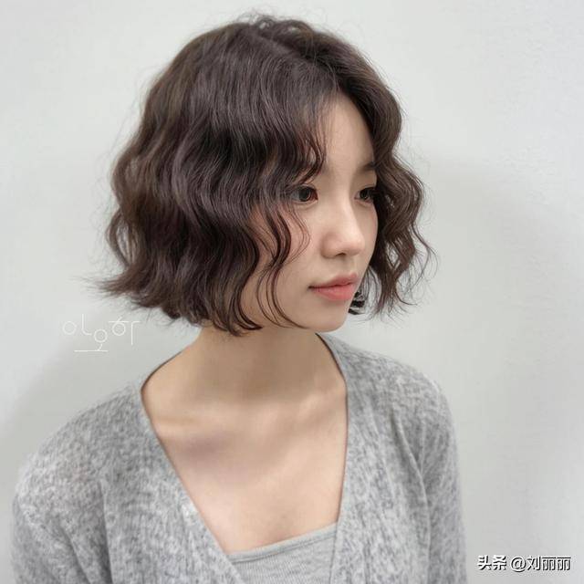 百变韩式Bob头:解锁短发的氛围感魔法_层次_造型_刘海