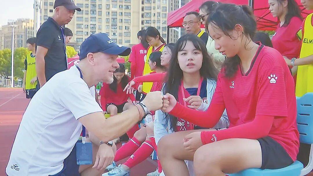 意甲青训教练惜别霞浦!三个月绿茵执教,续写山海情谊