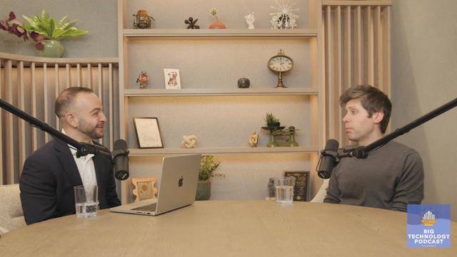 奥尔特曼最新预测：未来告别屏幕和键盘，OpenAI上市会很晚