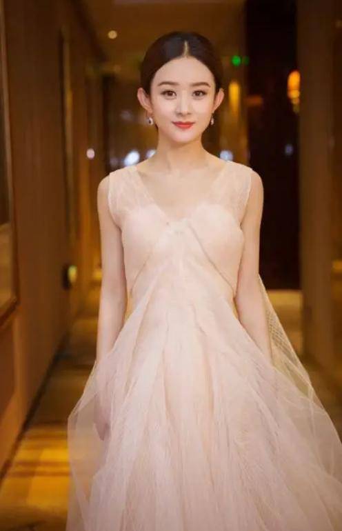 赵丽颖属实没有想到,离婚后的陈晓,竟走上了和她一样的路