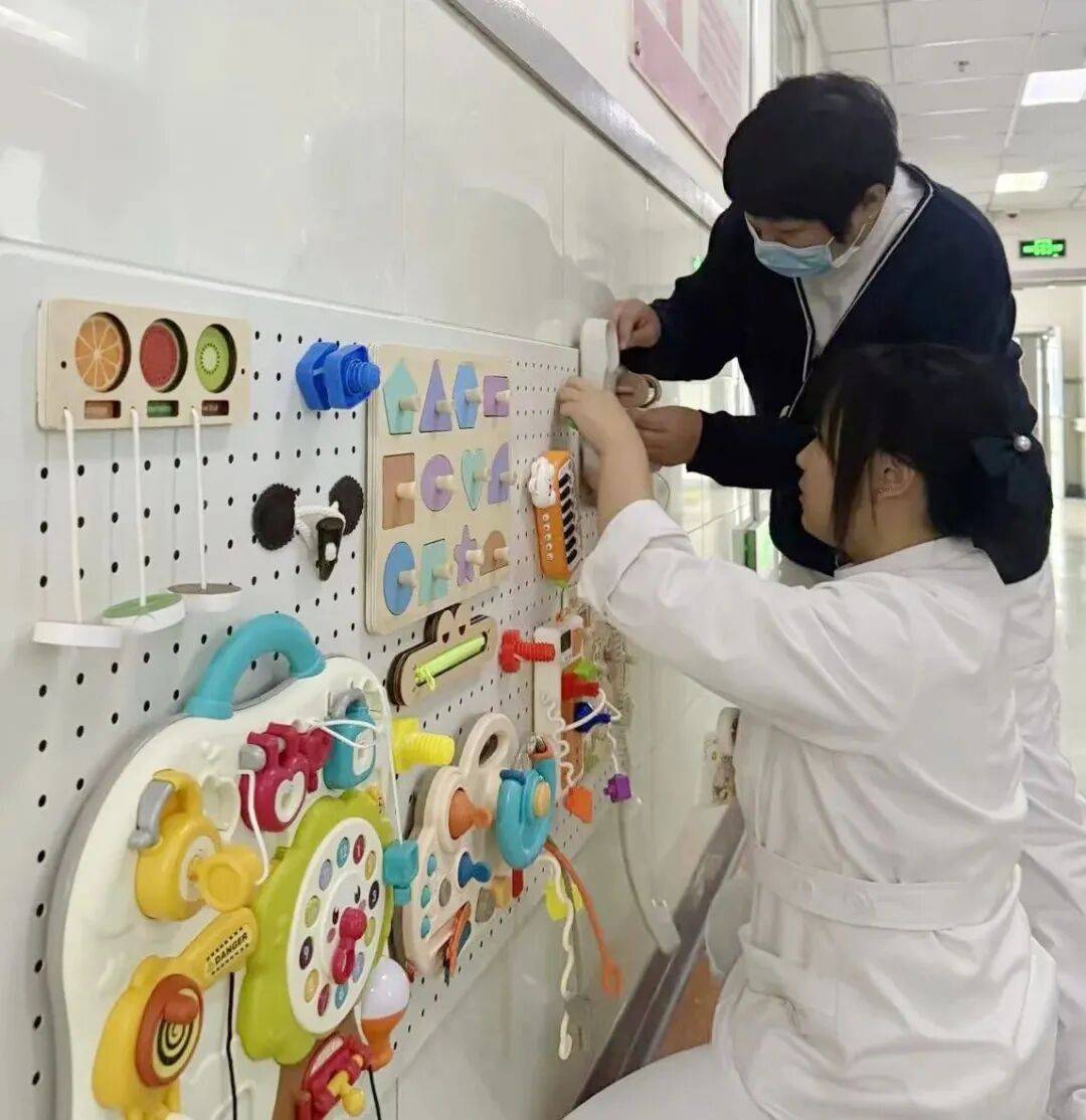 协和医院医院排队代办挂号儿童诊疗耐心陪伴，减少抗拒与哭闹的简单介绍
