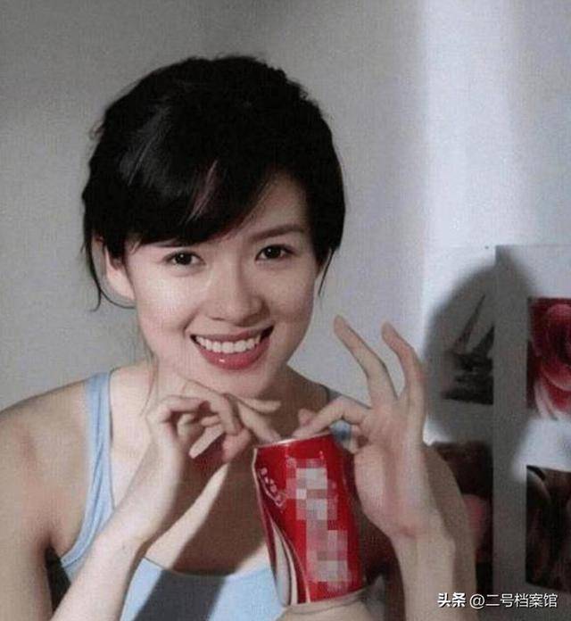 12月还没过，46岁章子怡再次官宣喜讯，离婚前说的话她做到了