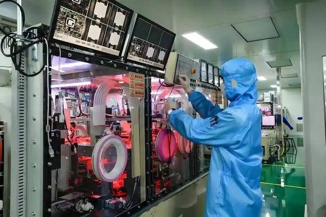 原创             欧美芯片企业严重警告！若中国再敢降价，世界芯片产业或将被毁灭