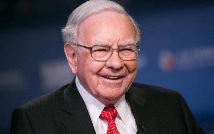 95岁“股神”巴菲特退休 相中的接班人竟与他性格完全不同 -华闻时空