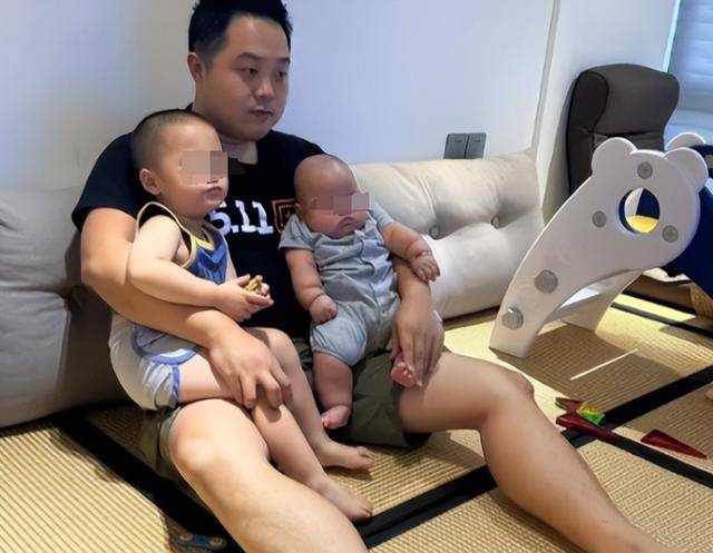 成都空姐爱上头等舱乘客,主动倒追并且成功结婚,6年后现状如何