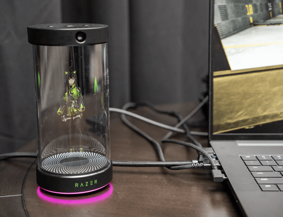 AI开始整活：叠衣、理发、当宠物，CES2026这些黑科技硬件太野了