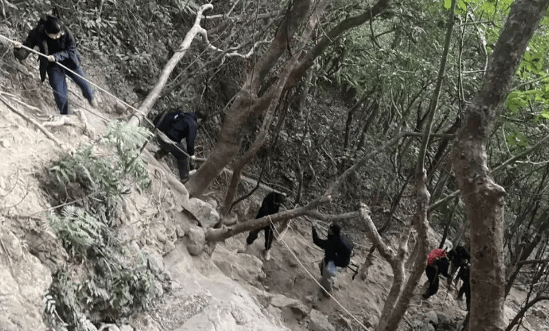 户外徒步事故频发开元棋牌事故警示(图5)