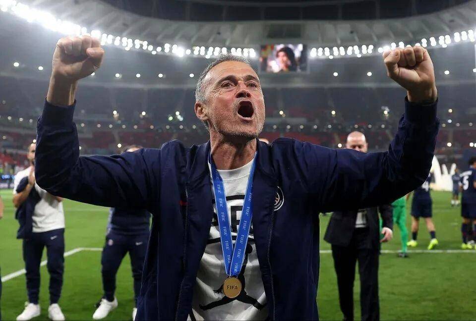 10冠封神！恩里克拒2000万年薪，瓜帅为何慌了？