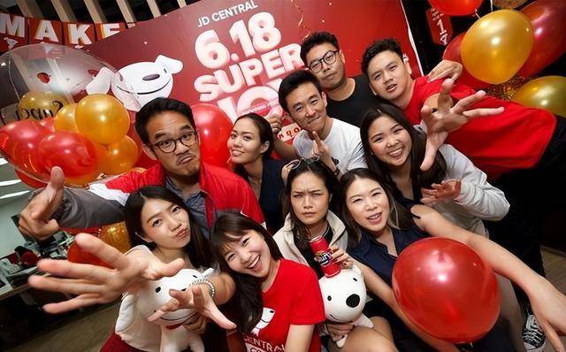 原创             中国第一大民营企业诞生！反超华为和阿里，67万员工创下万亿收入