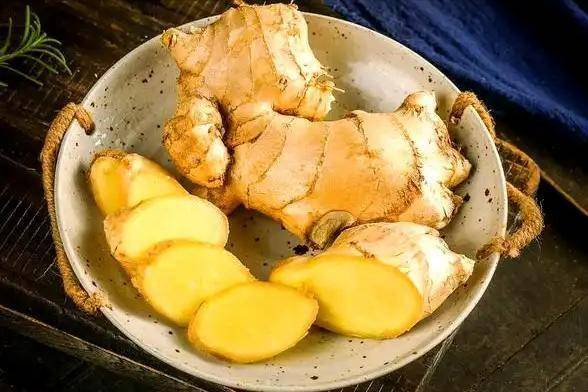 生姜是肺病的“导火索”？提醒：不想肺毁掉，5物白送你也不吃