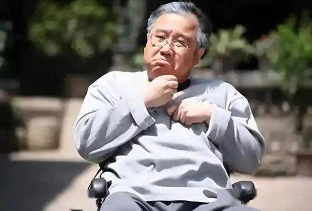 脑梗的人越来越多！医生提醒：1不喝、2不吃、3坚持，别大意