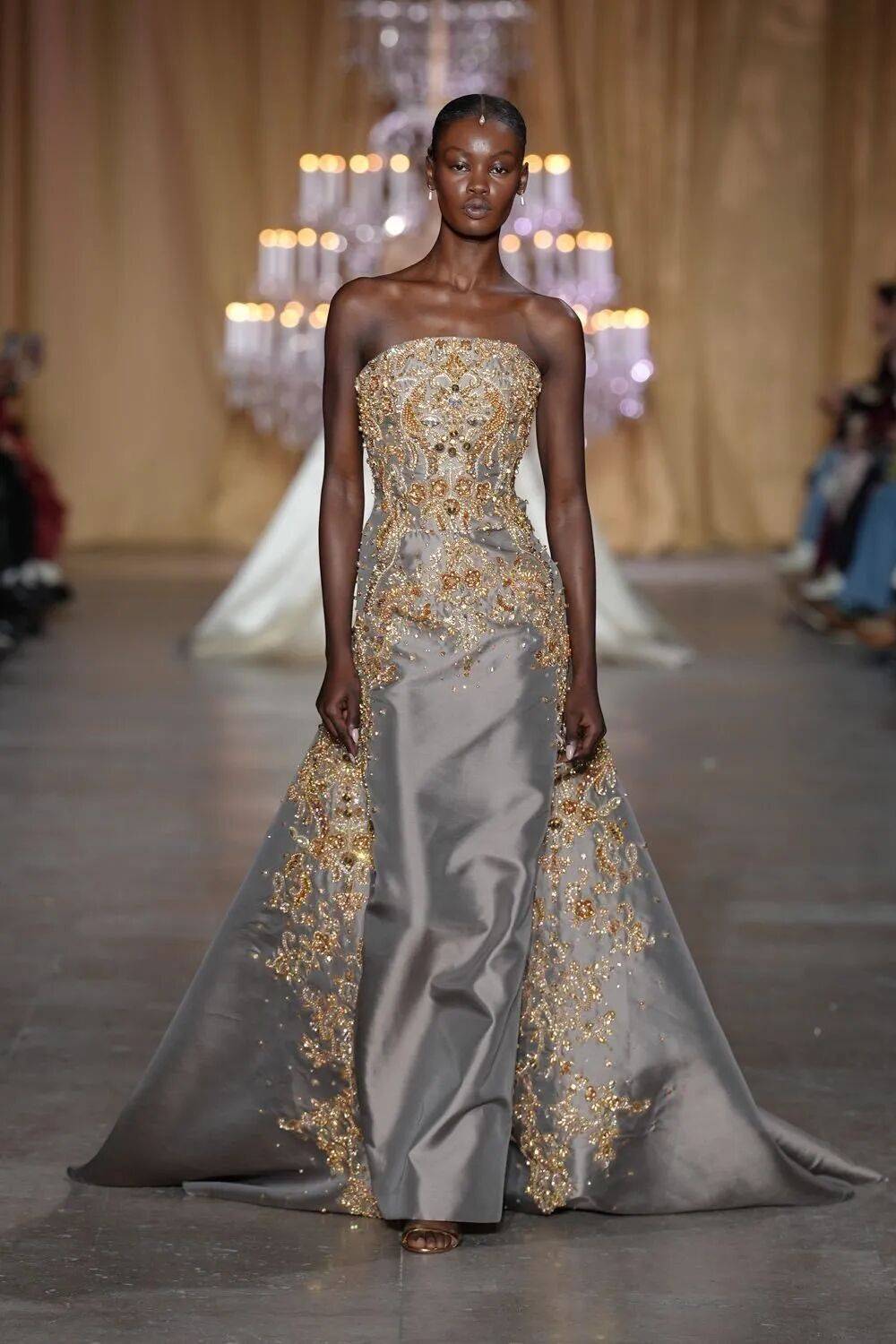 2026巴黎高定时装周落幕:荟萃全世界最美的衣服! 2026巴黎高定时装周落幕:荟萃全世界最美的衣服!