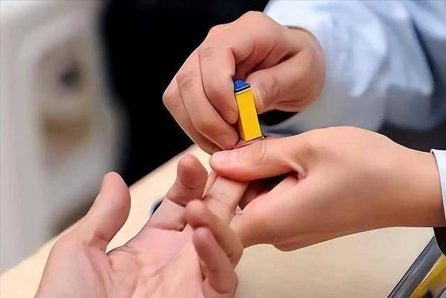 研究发现：糖尿病患者若经常喝白酒，不用四个月时间，或有4坏处