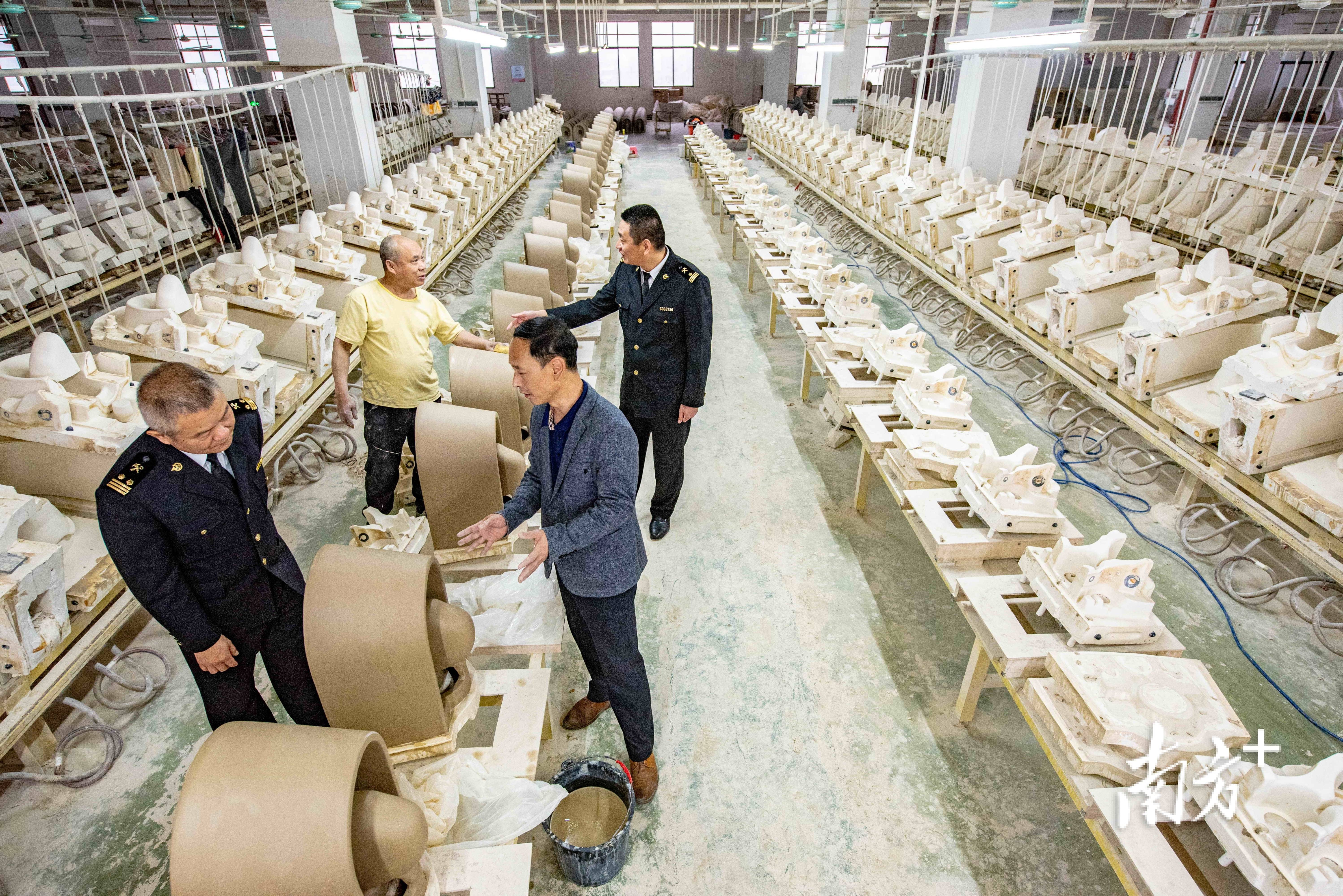 潮州外贸企业超1500家！2025年出口逆势增4%，陶瓷出口再破百亿元