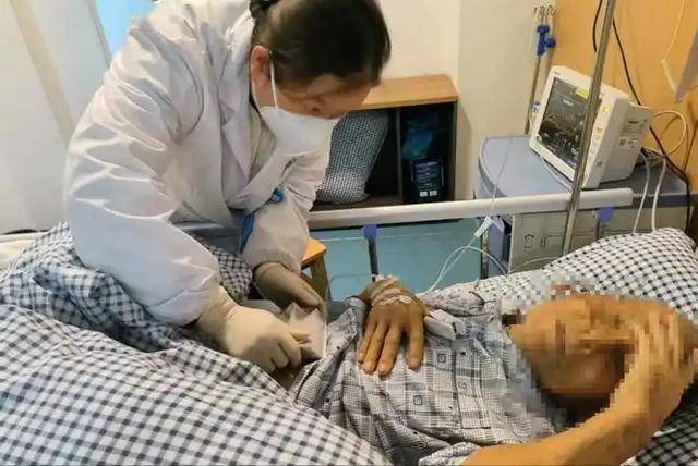 肿瘤去世的人逐渐增多？医生反复叮嘱：宁可打打牌，也别做这5事