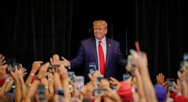 图片[2]-种族歧视奥巴马夫妇后，特朗普为何拒绝道歉？-华闻时空