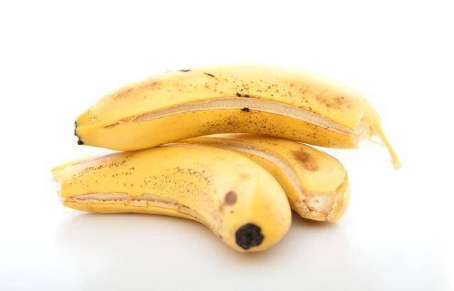 香蕉成为关注对象？老年人常吃香蕉，身体或会出现5大变化！