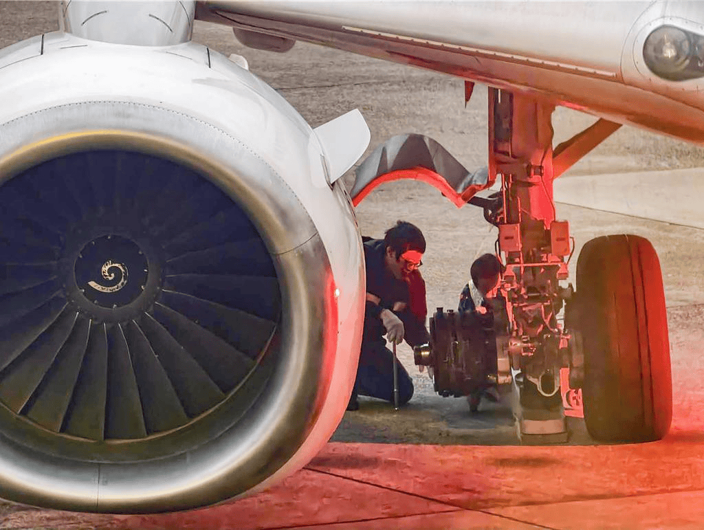 “情况罕见”！台湾桃园机场10分钟内3个航班发出“Mayday”求救信号