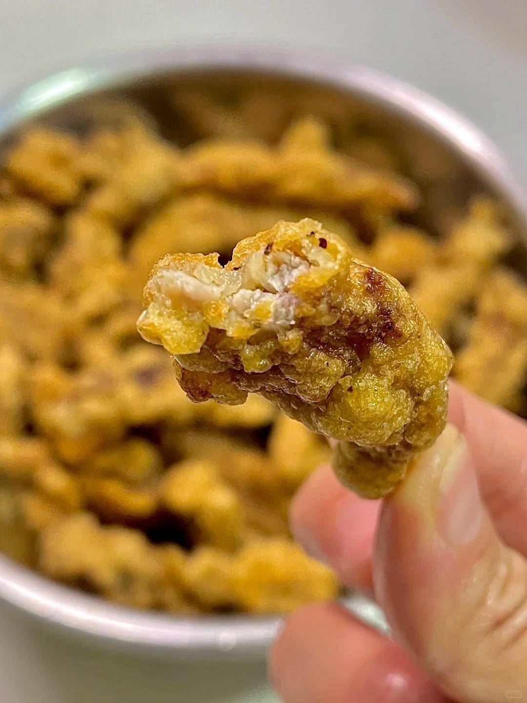 手把手教你炸酥肉焦香酥脆不回软全家都爱吃