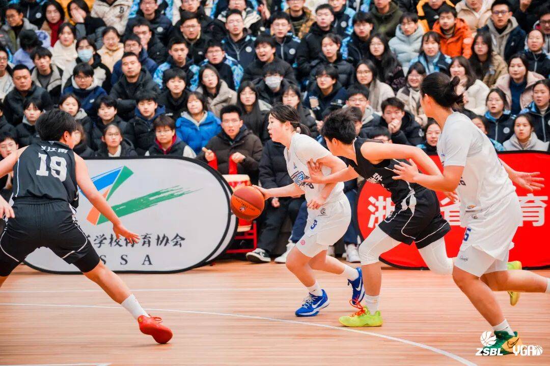 温州校NBA职业联赛中文官网__实时赛程比分+球队资讯园体育喜讯连连！三大球揽两冠一