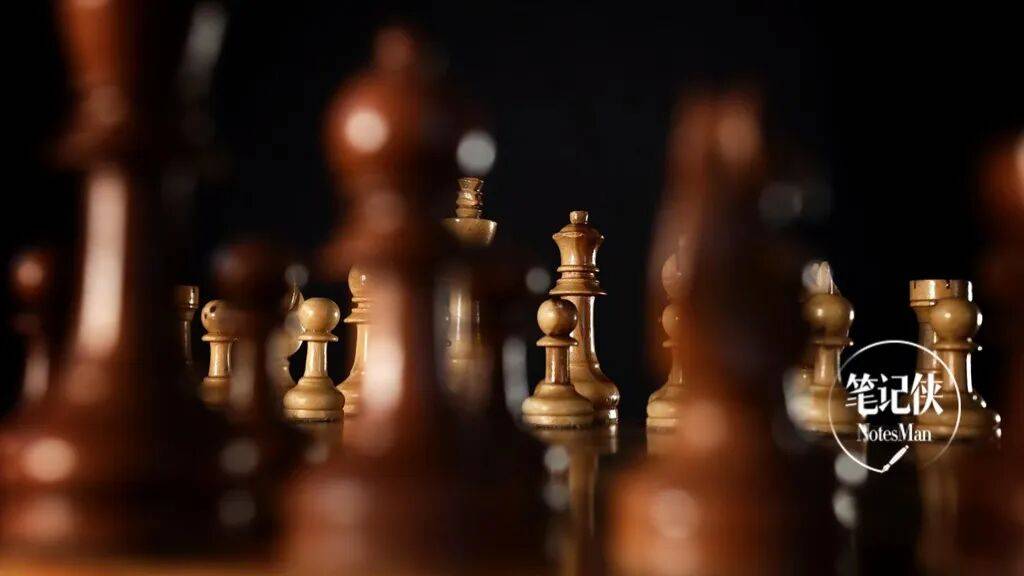 苹果与微软40年的爱恨情仇,写透了企业共生的真相