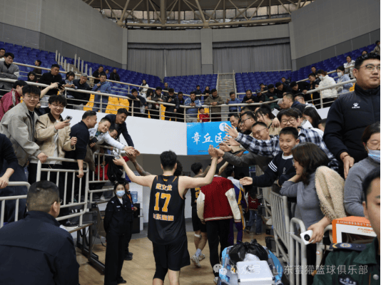 NBA职业联赛中文官网__实时赛程比分+球队资讯马年主场开门红！山东蜜獾力克石家庄翔