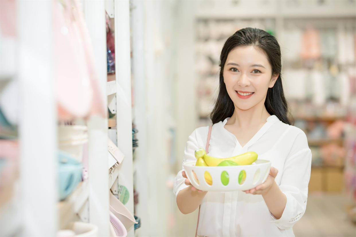 深圳冠泰装饰集团被红色警示：期内仍参与投标 