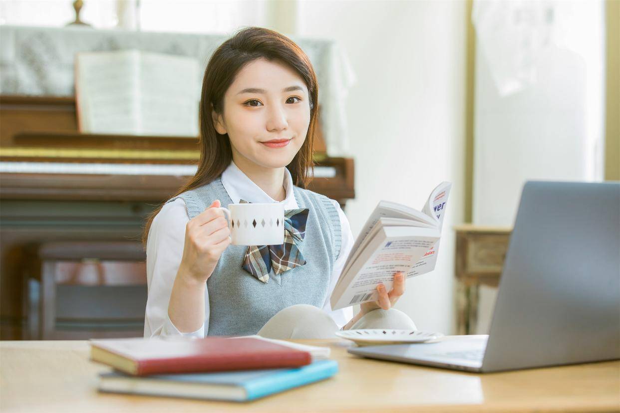 辱华品牌杜嘉班纳再陷舆论风波 自称店内饼干生