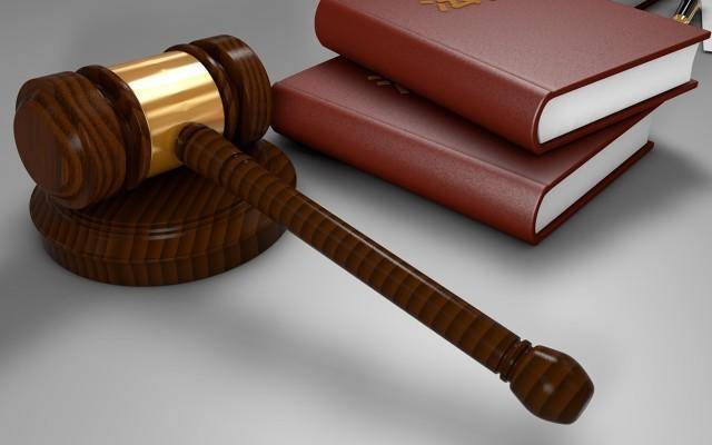 女子曾犯受贿罪获刑10年3个月，退休7年后被人社局撤销退休审批：不符合条件