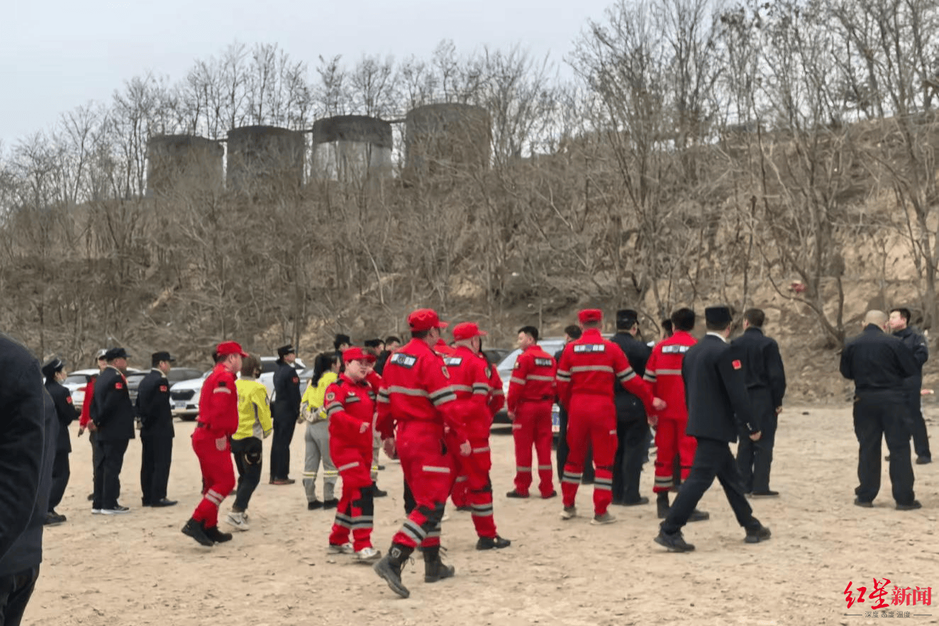 延安一校车司机聚餐后失联超300天仍无踪迹 警方：目前未发现他杀迹象，将再次搜索