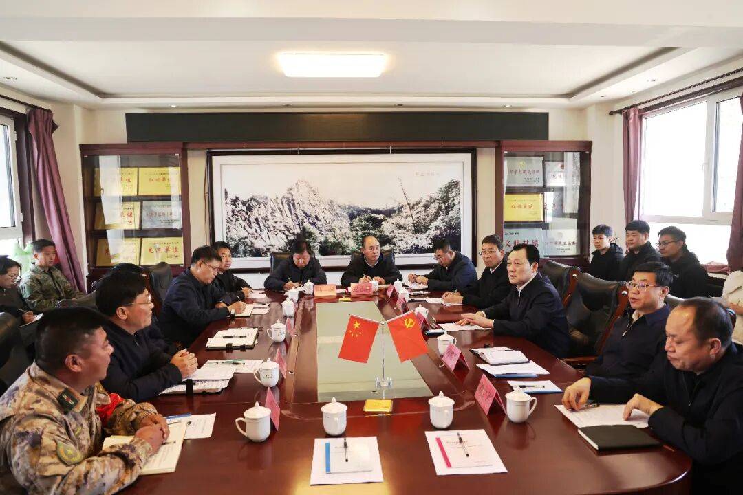 谢卫东到朝阳县包保乡镇调研重点工作