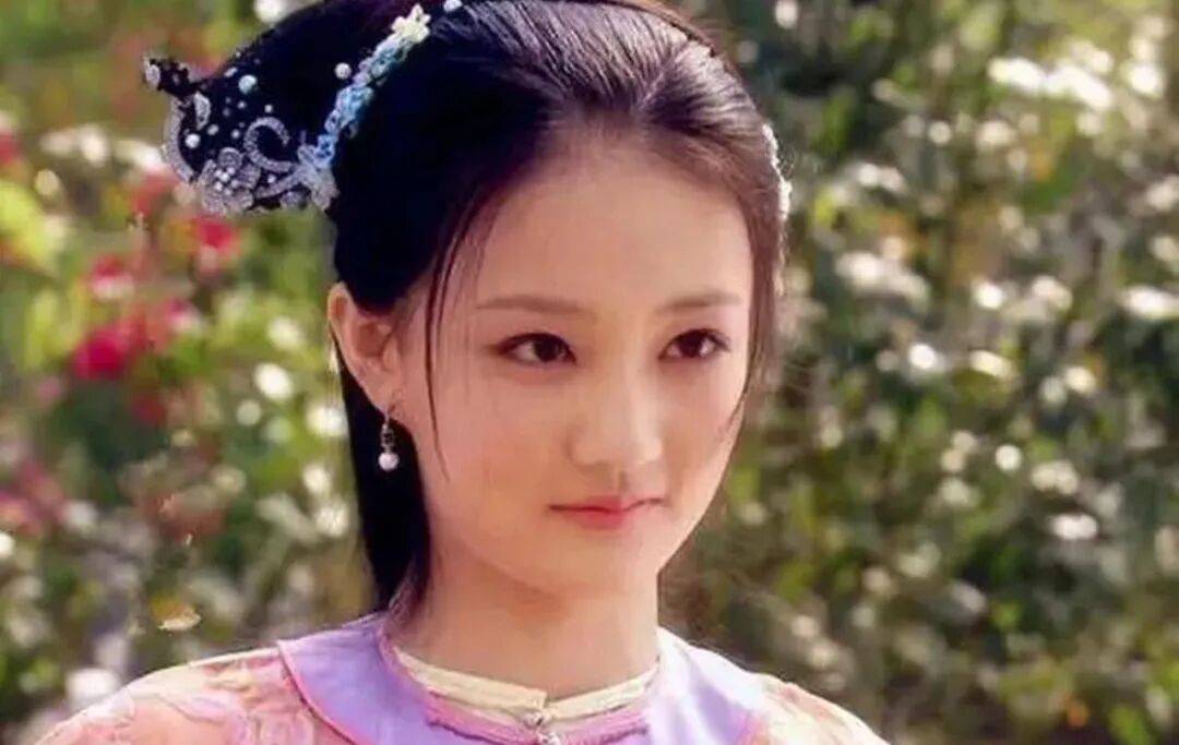 【2026.4.9】唐艺昕张若昀有情况？浪姐吃饭自己点外卖？田曦薇和张凌赫？徐璐整过？虞书欣张凌赫剧本？粉丝演唱会后台合影？封面图