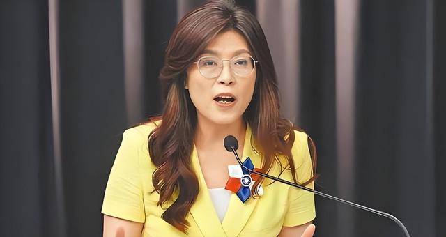 吃完了宴席,两岸在上海谈妥,对赖清德改了称呼,郑丽文一锤定音