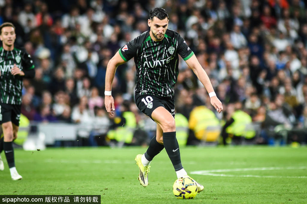 帕科·冈萨雷斯怒批皇马效率低下：‘他们射门，却都打到了门将身上！’