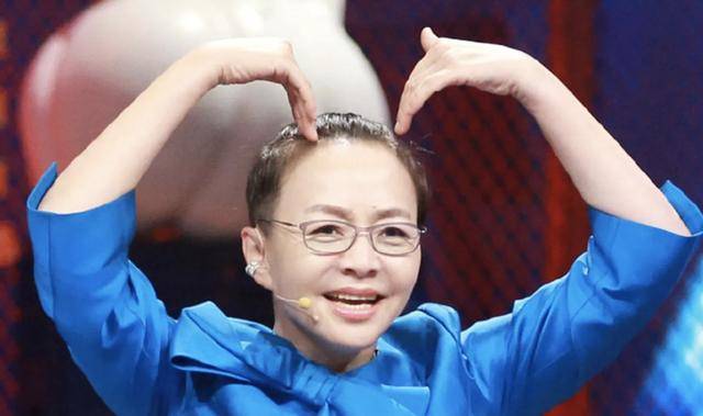 雷速体育- 雷速体育app下载- 足球篮球专业直播平台身价百亿坐拥北京一条街出门