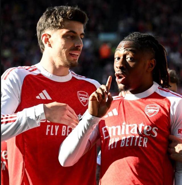 两大将伤退，阿森纳小胜纽卡重夺榜首！葡媒：枪手有意后卫阿劳霍