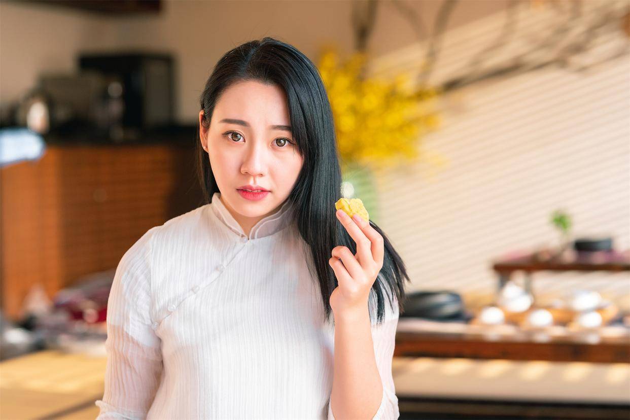 月之暗面Kimi被曝泄露个人简历等隐私：