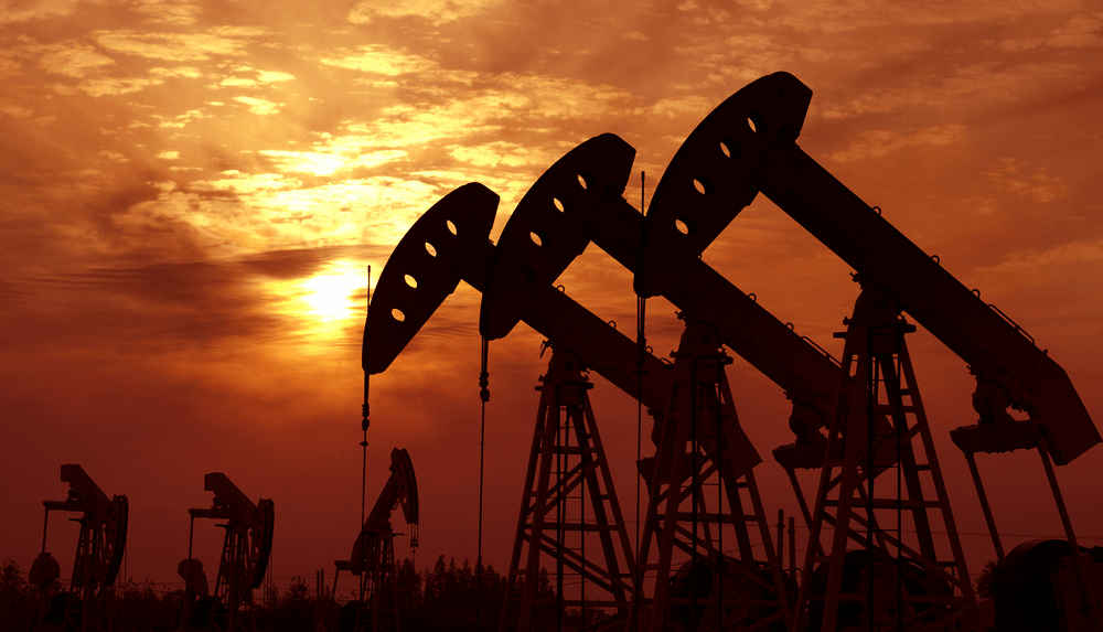 美国汽油价格升至近四年来最高水平 -华闻时空